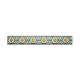 Green-Patterned Architrave